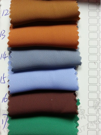 LGYUG 時裝面料 100%T 150CM F5108# 細節-2